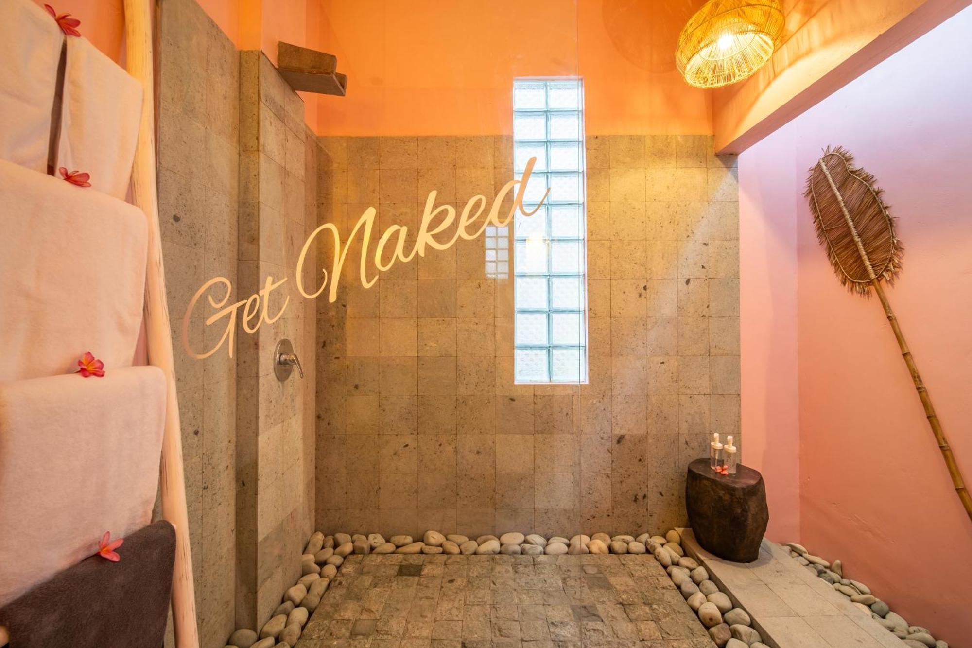 金巴兰Pinkprivate Balangan - For Cool Adults Only住宿加早餐旅馆 外观 照片