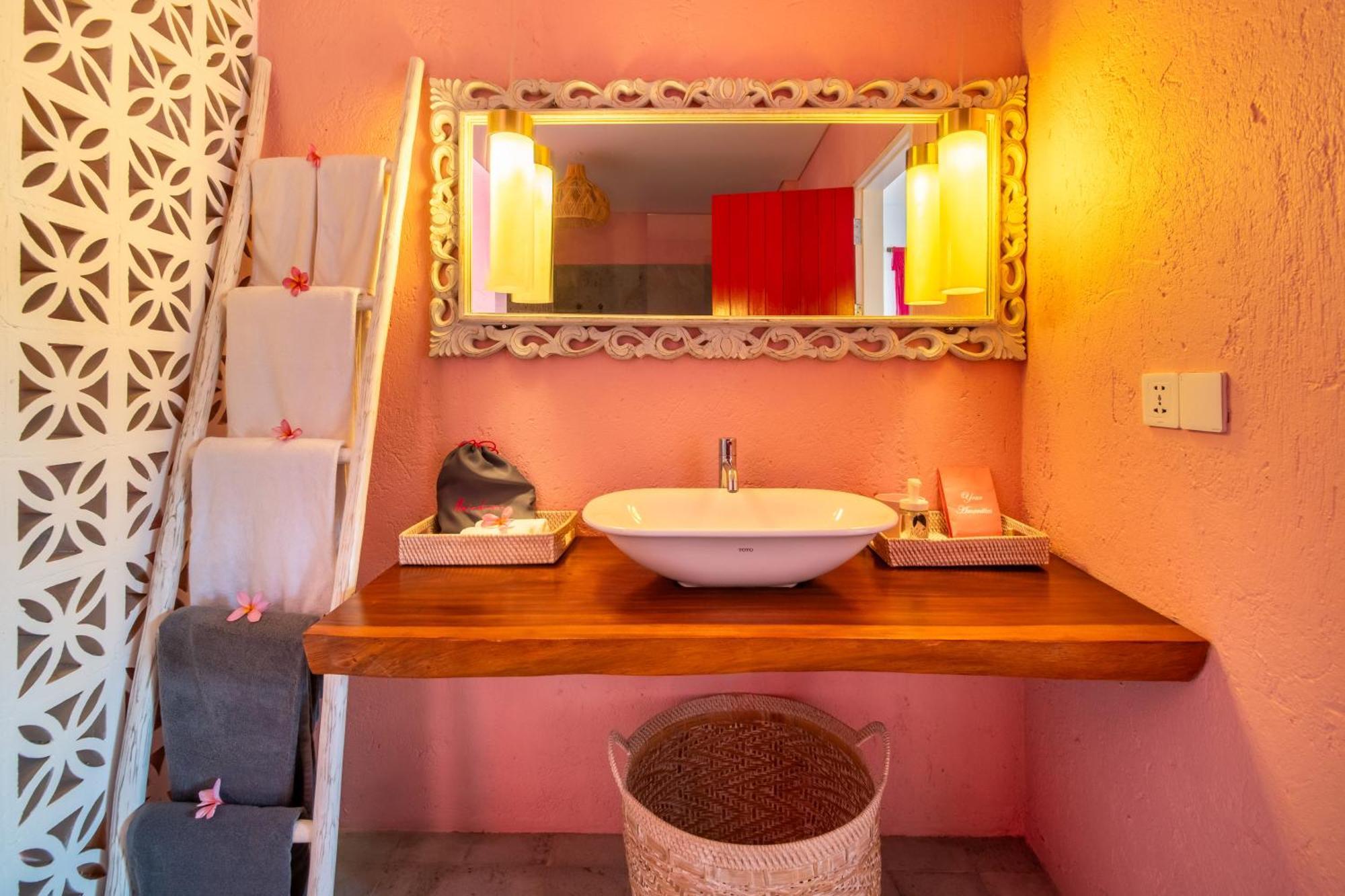 金巴兰Pinkprivate Balangan - For Cool Adults Only住宿加早餐旅馆 外观 照片